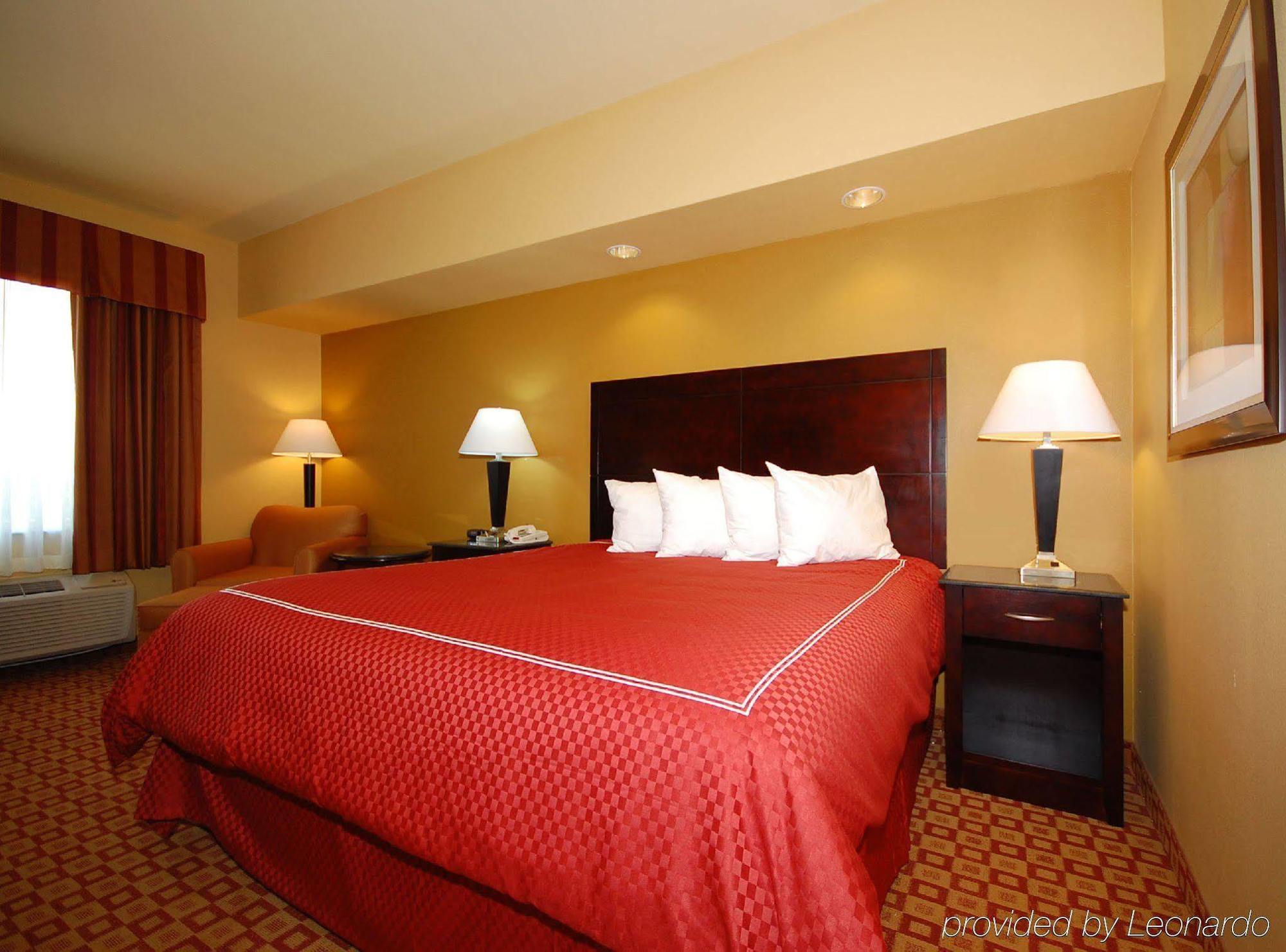 Comfort Inn & Suites Donna Near I-2 Δωμάτιο φωτογραφία